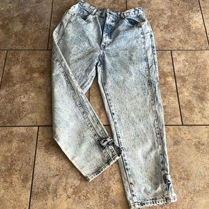 Vintage Chic Jeans High Waisted Acid Wash Jeans Size 30 made in USA 🇺🇸